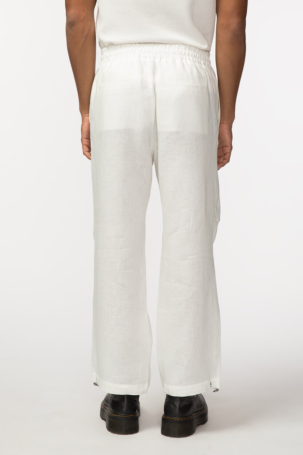 CALÇA PARACHUTE COM PREGAS LINHO THESAINT