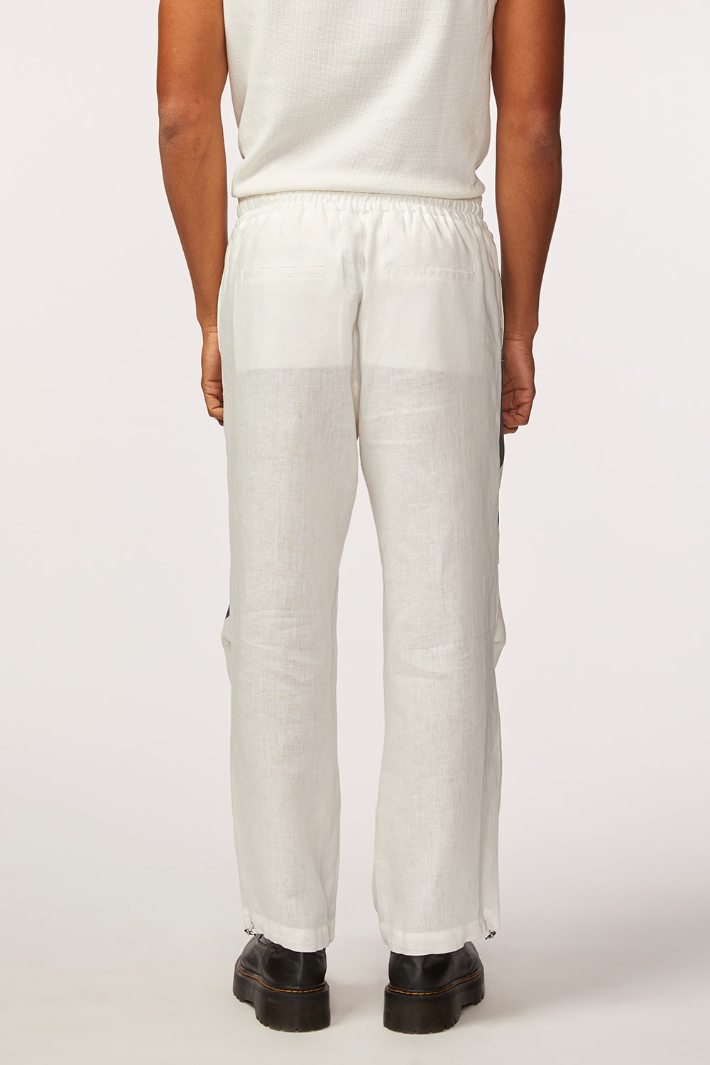 CALÇA PARACHUTE COM PREGAS LINHO DINDINHA