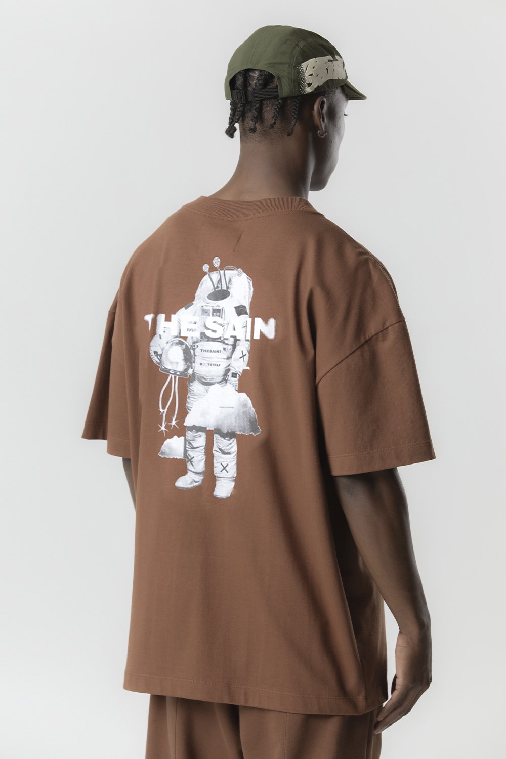 T-SHIRT OVERSIZED ASTRONAUT