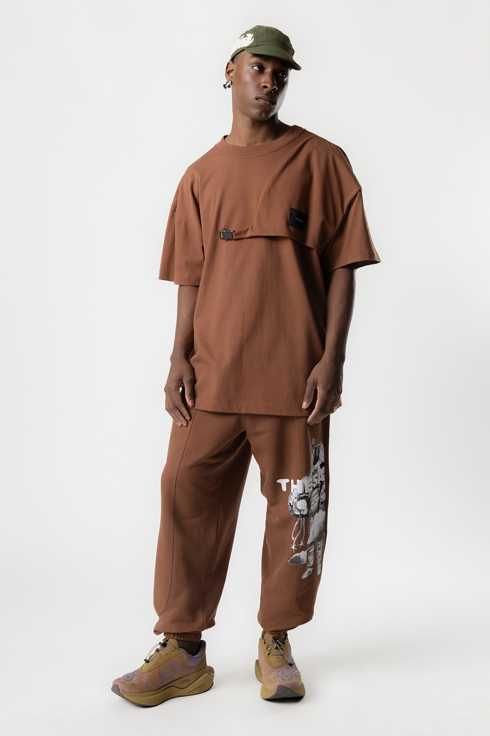 T-SHIRT OVERSIZED ASTRONAUT