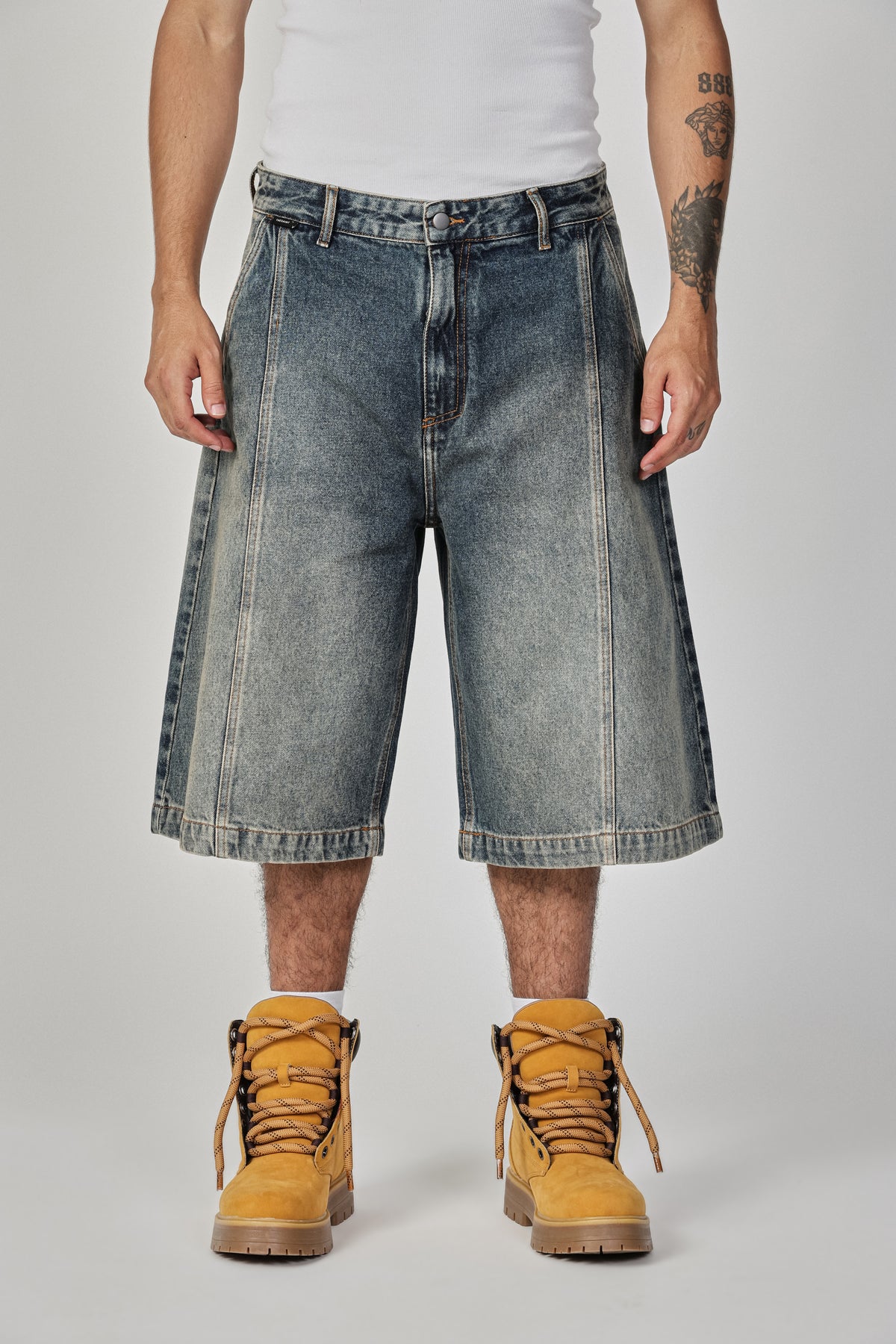 DENIM JORTS ROUND POCKET