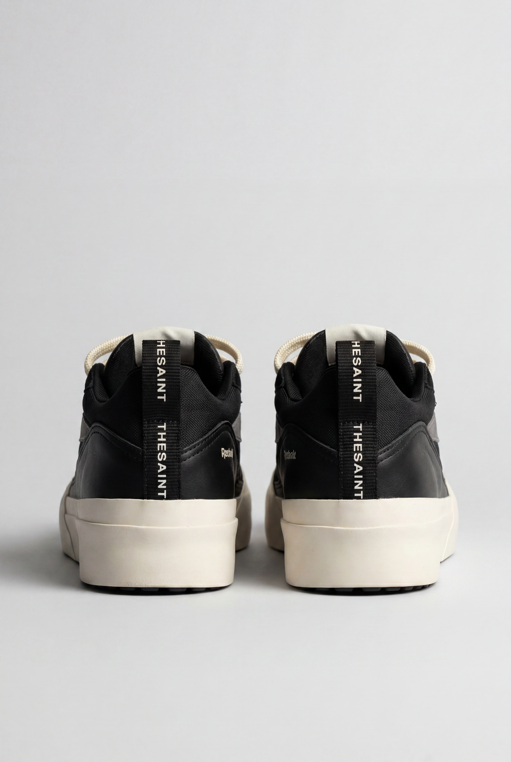 Tênis Reebok x THESAINT FTX-14