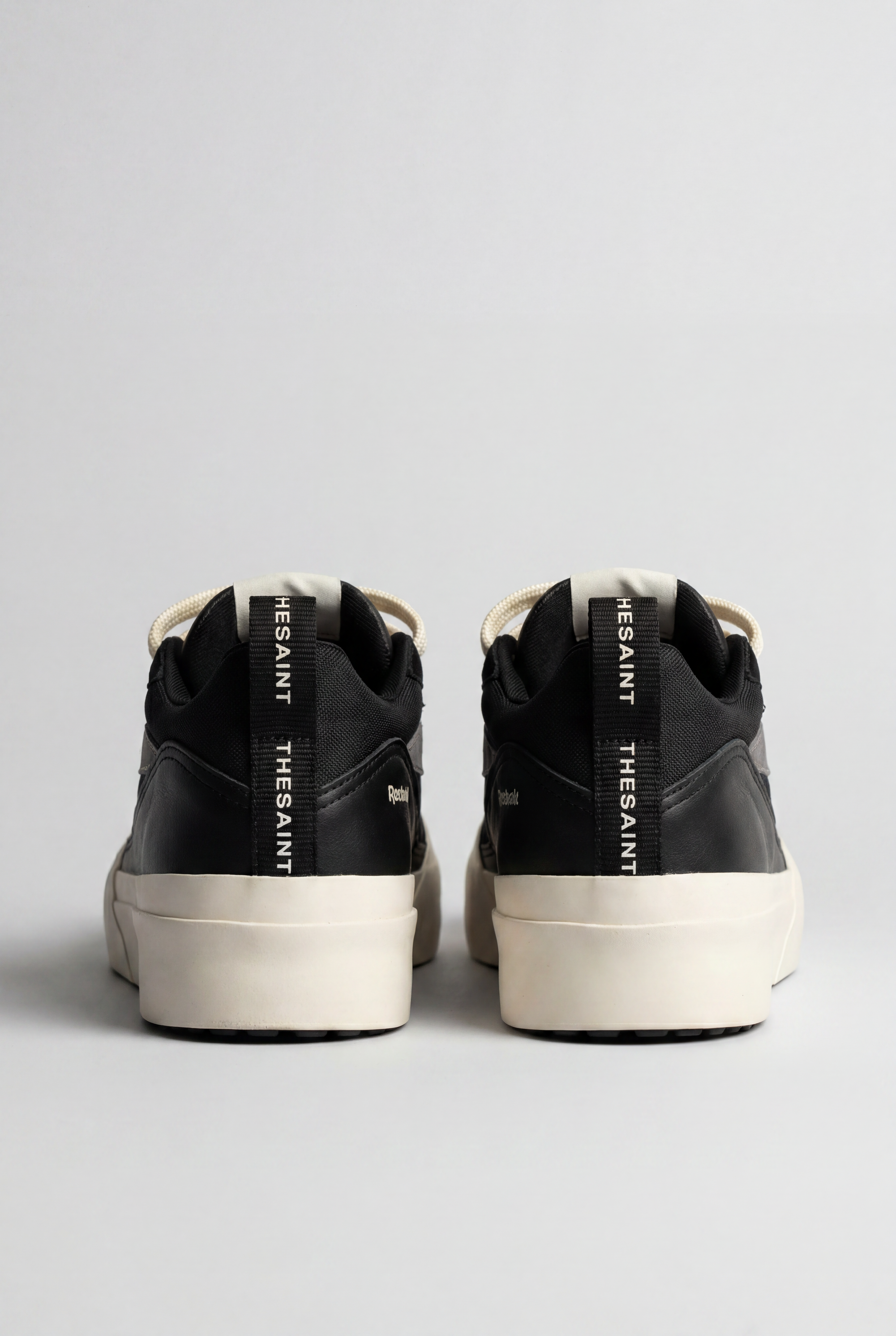 Tênis Reebok x THESAINT FTX-14