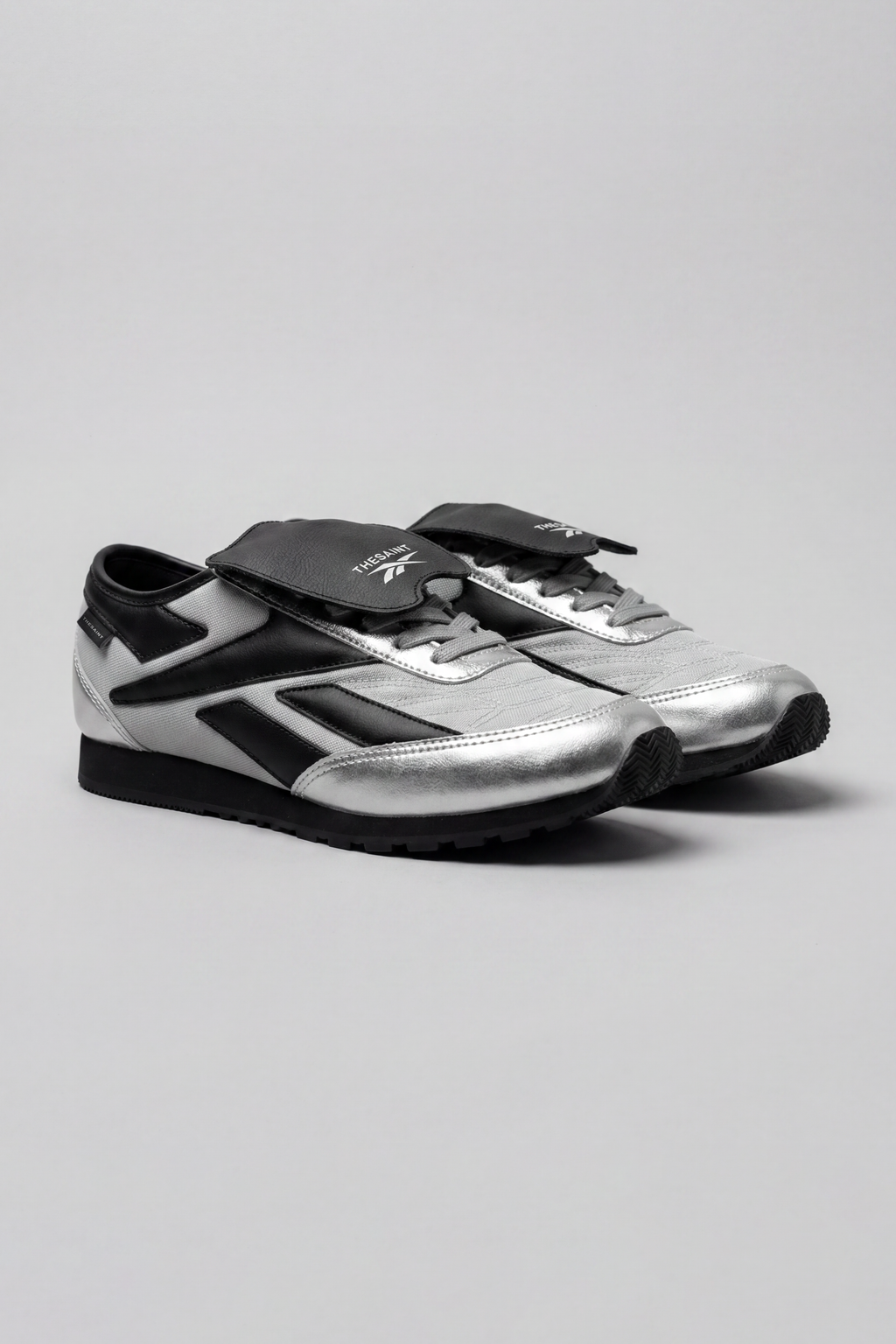 Tênis Reebok x THESAINT ALQUAT