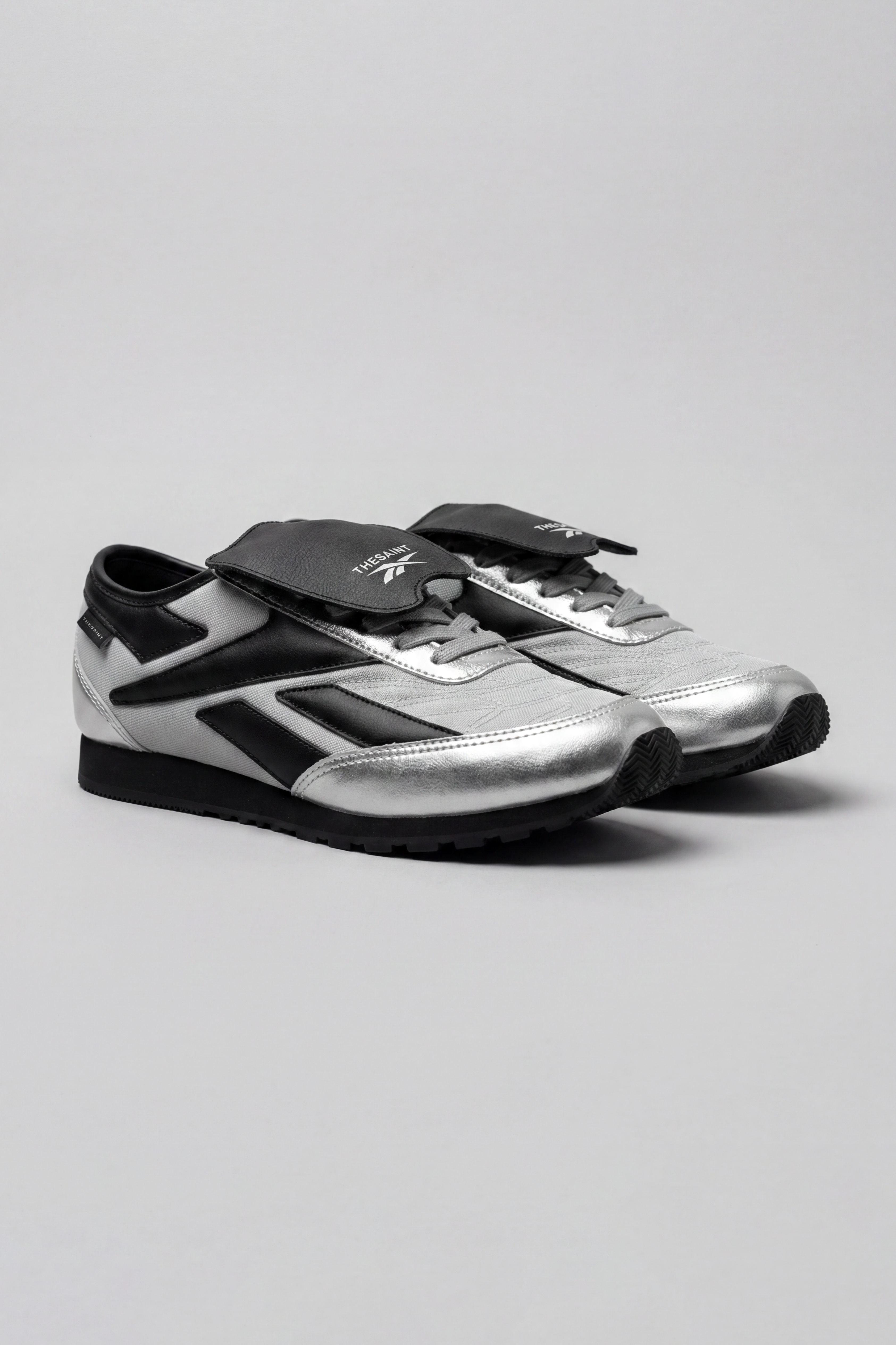 Tênis Reebok x THESAINT ALQUAT