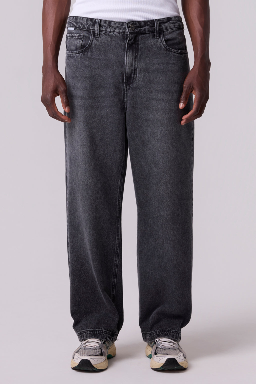 REGULAR DENIM PANTS SOLID