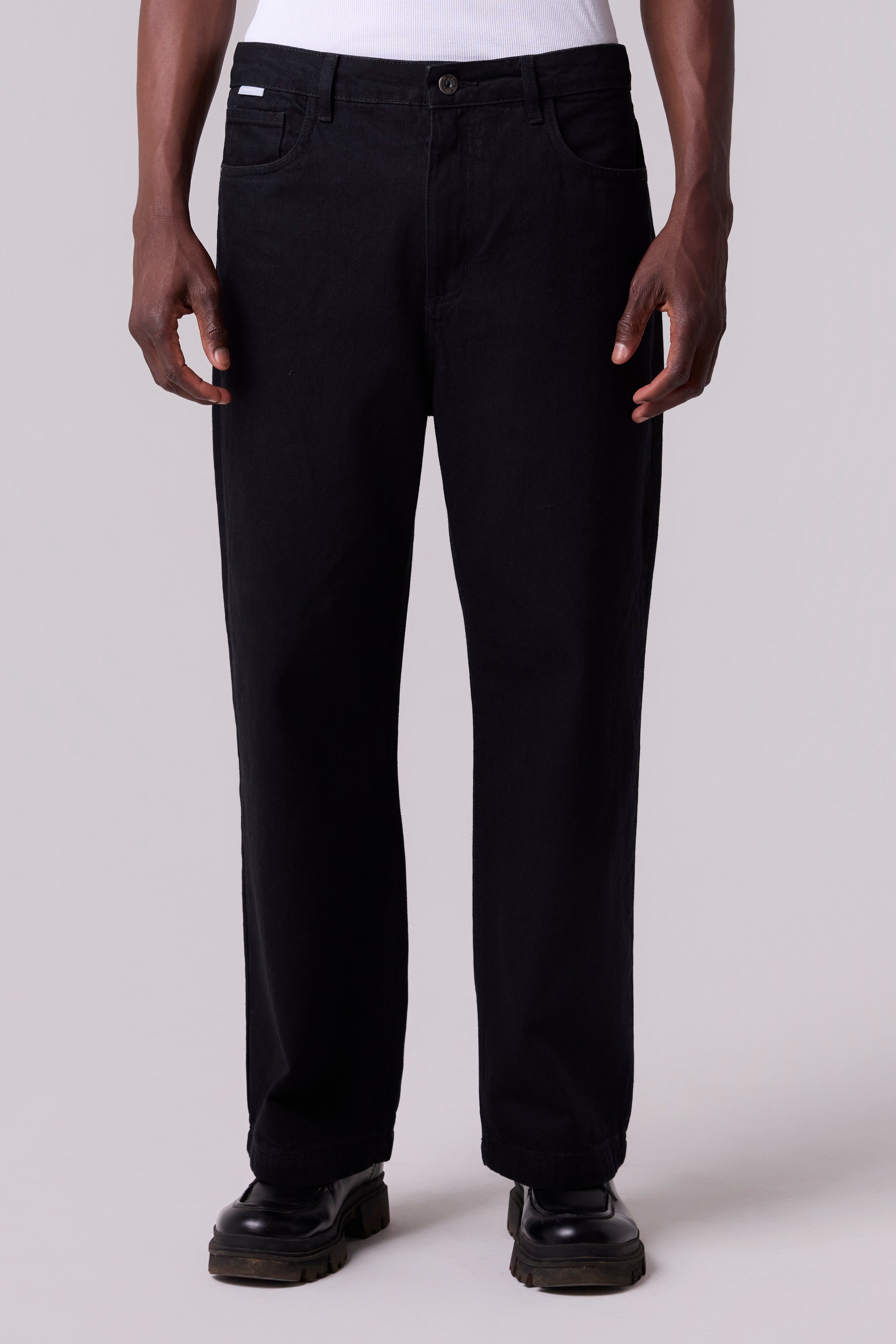 REGULAR DENIM PANTS SOLID