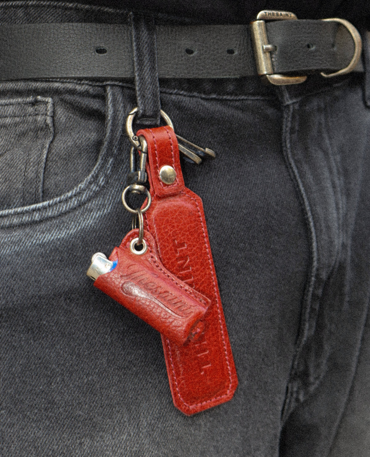 LEATHER KEYCHAIN THESAINT