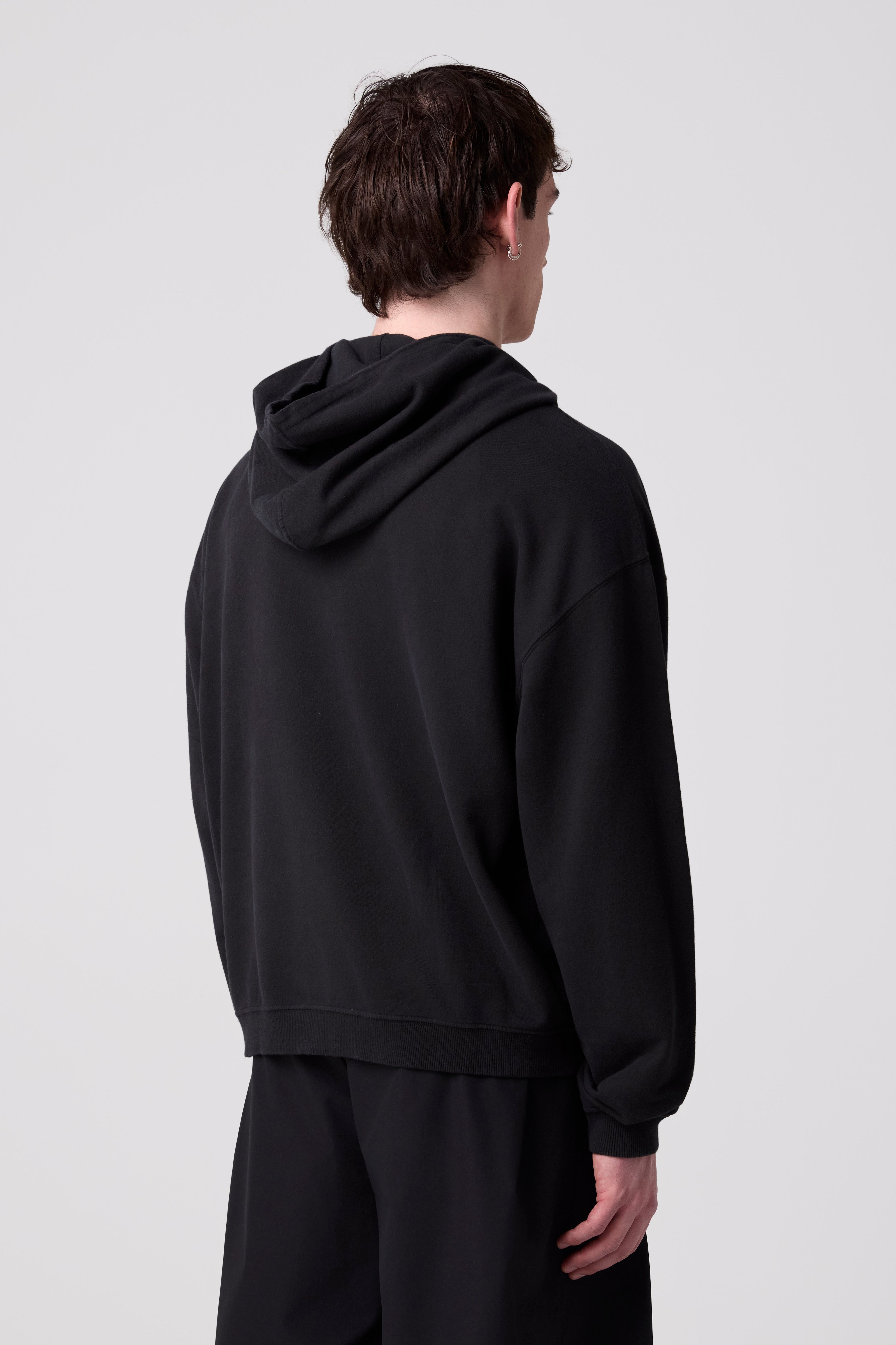 ZIP-UP HOODIE