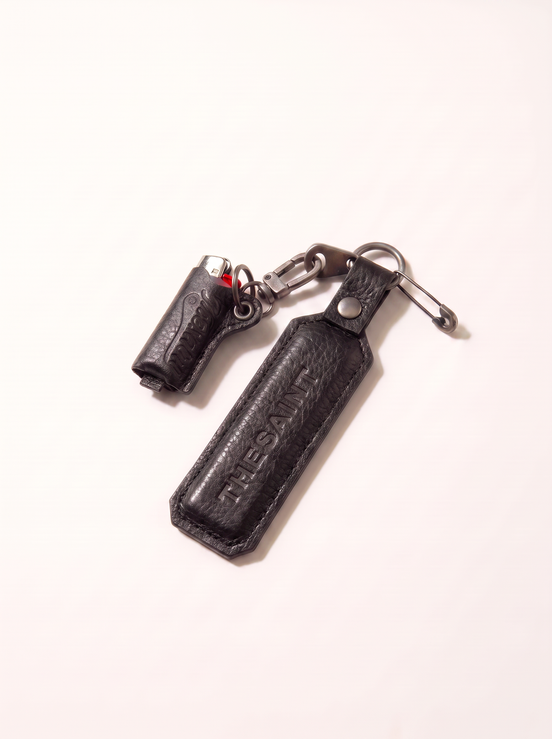 LEATHER KEYCHAIN THESAINT