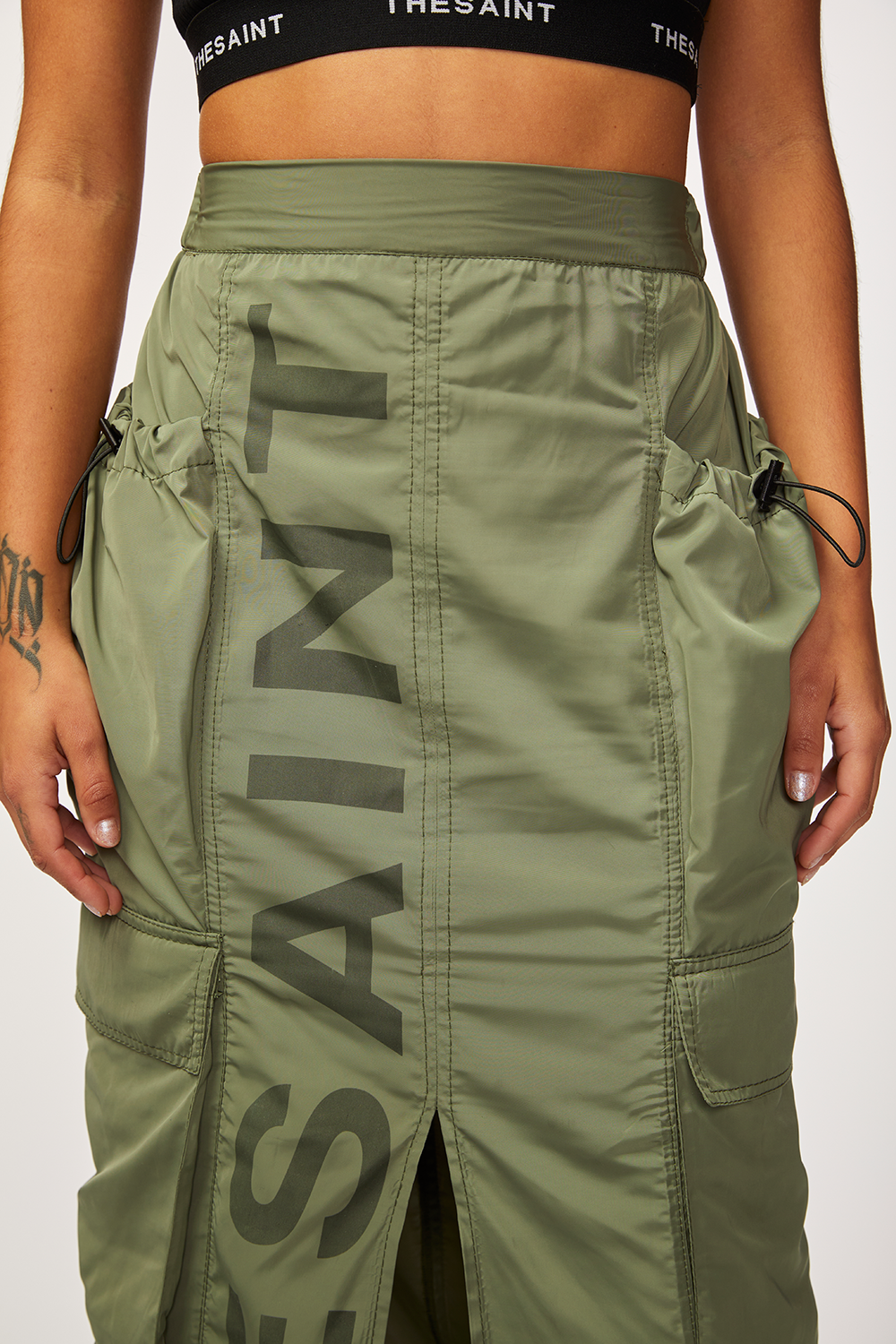SAIA PARACHUTE THESAINT