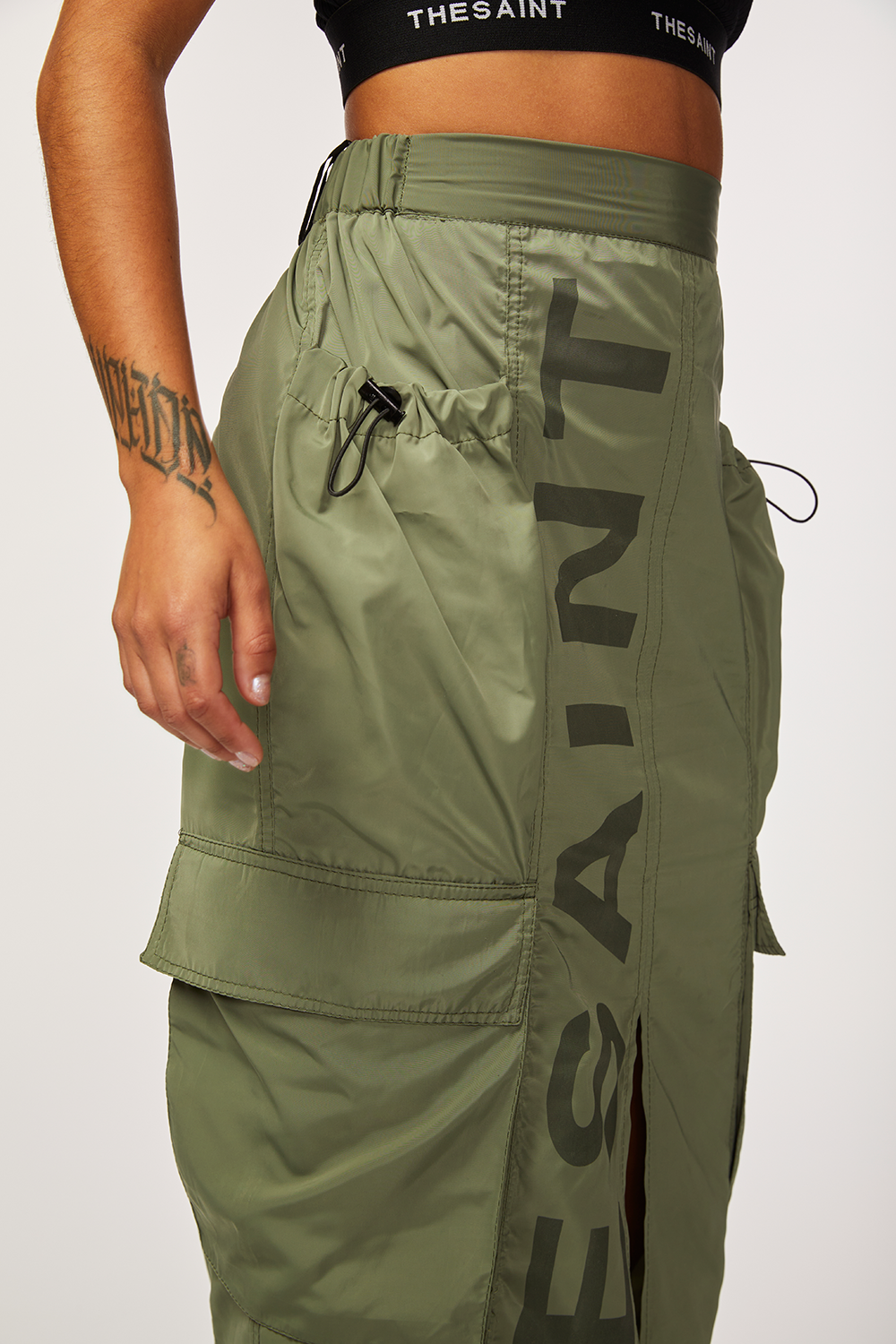 SAIA PARACHUTE THESAINT